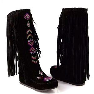 FRINGED BLACK MOCCASIN STYLE BOOTS WITH COLORFUL BEADING